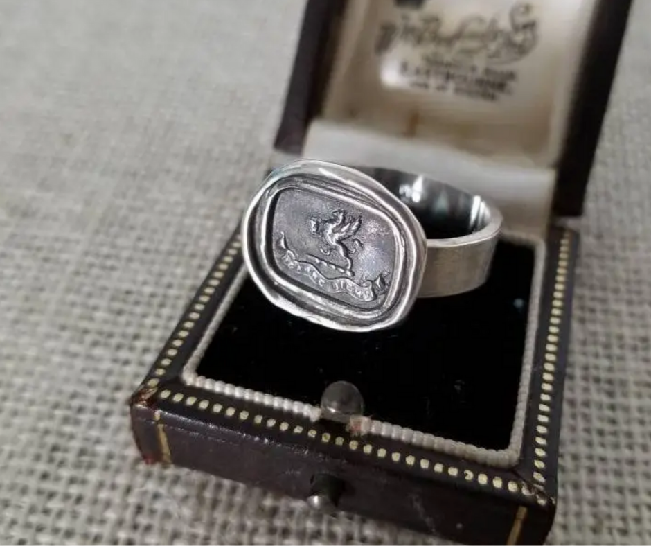 Gryphon Carpe Diem Ring - Seize the Day - Size 8