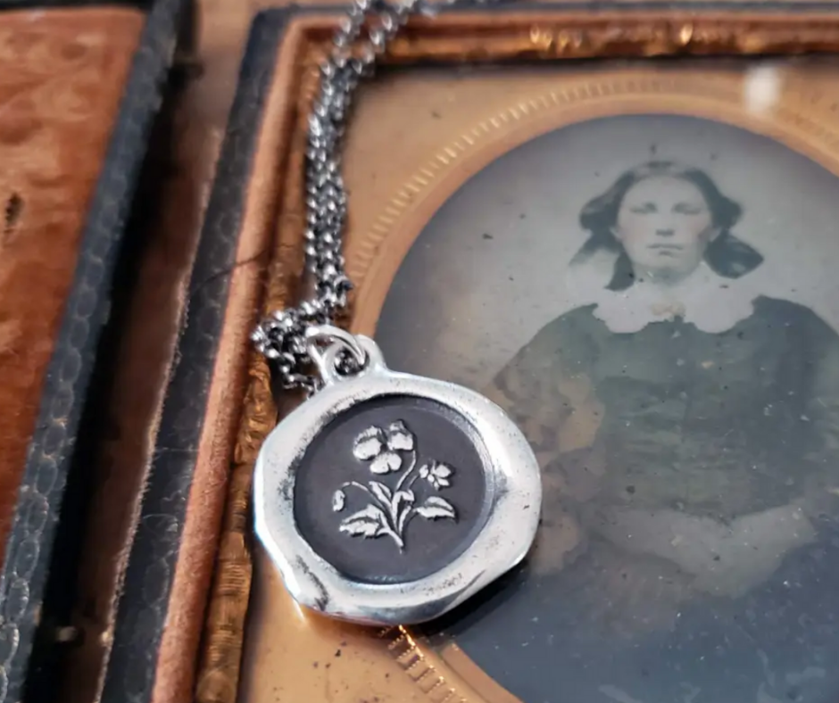 Pansy Wax Seal Necklace