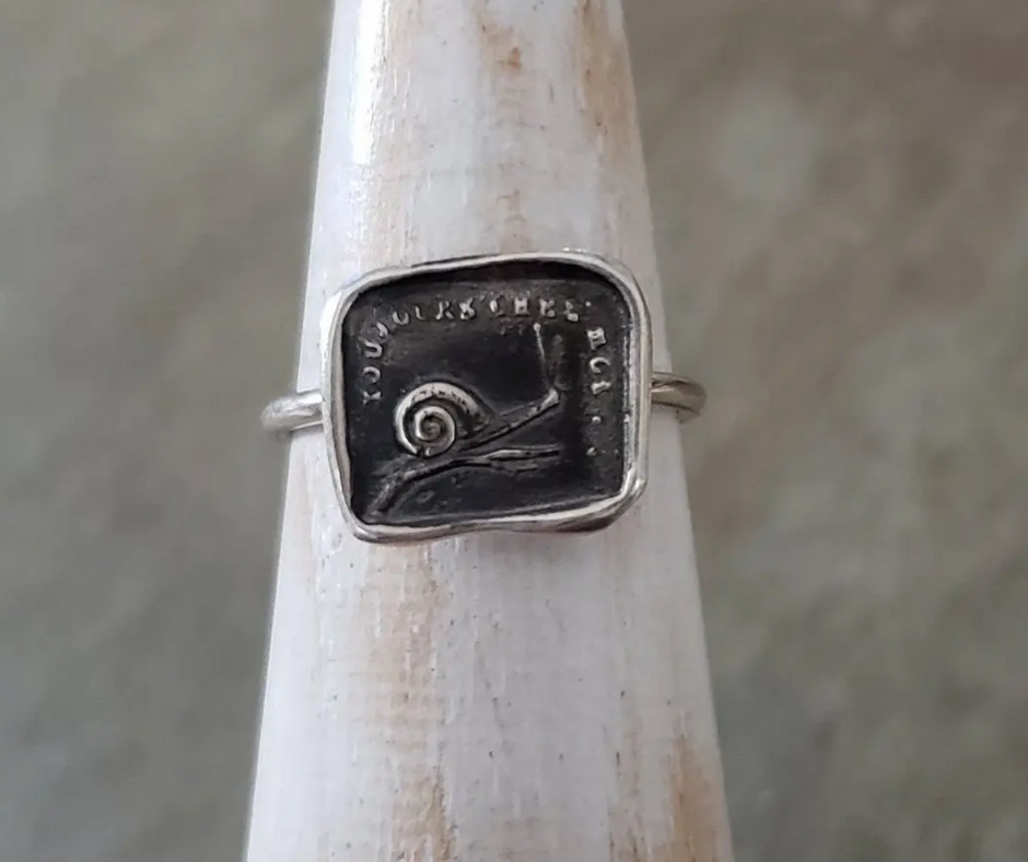 Snail Wax Seal Ring - Size 8